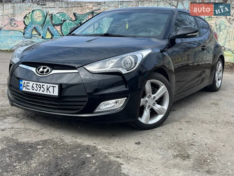 Hyundai Veloster 2011