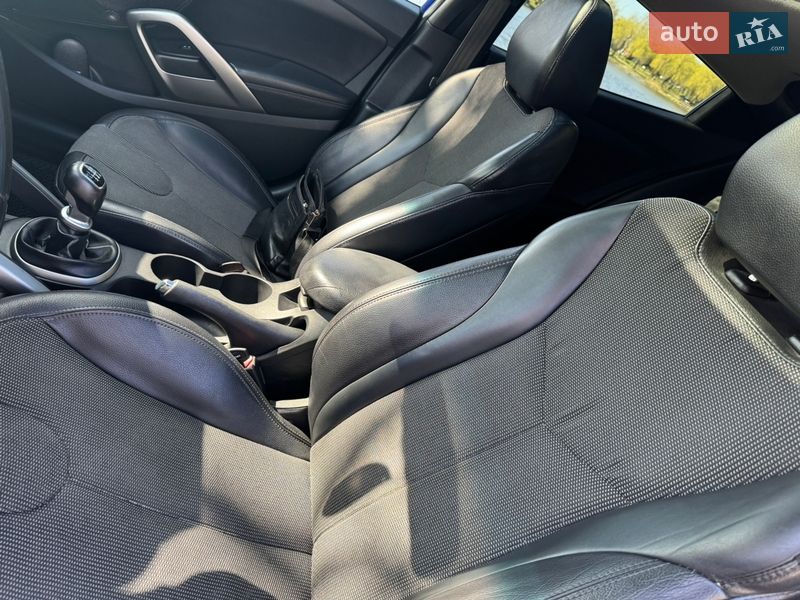 Хэтчбек Hyundai Veloster 2012 в Ровно фото 24 Хэтчбек Hyundai Veloster 2012 в Ровно