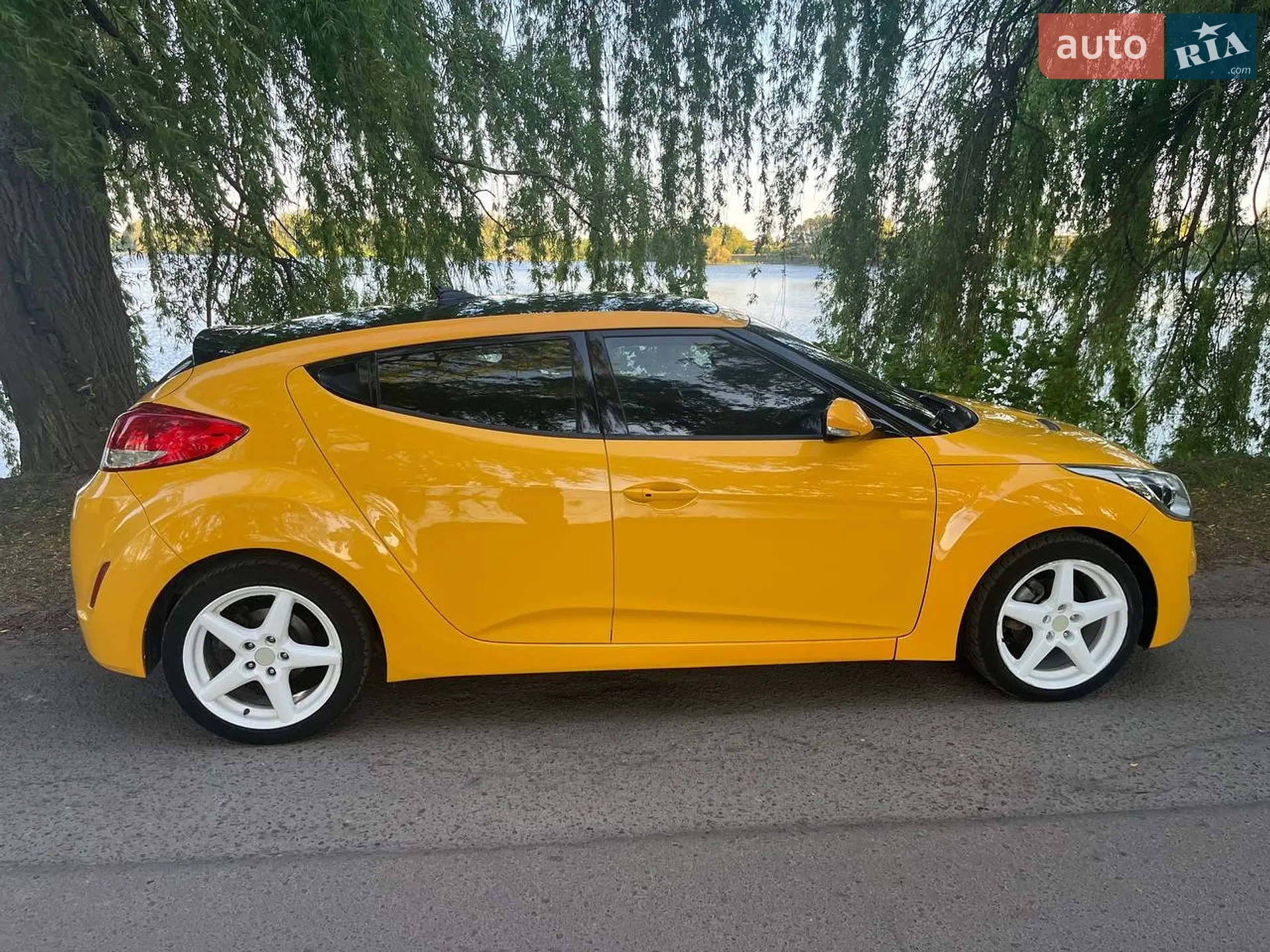 2011 Hyundai Veloster - мініатюра 8