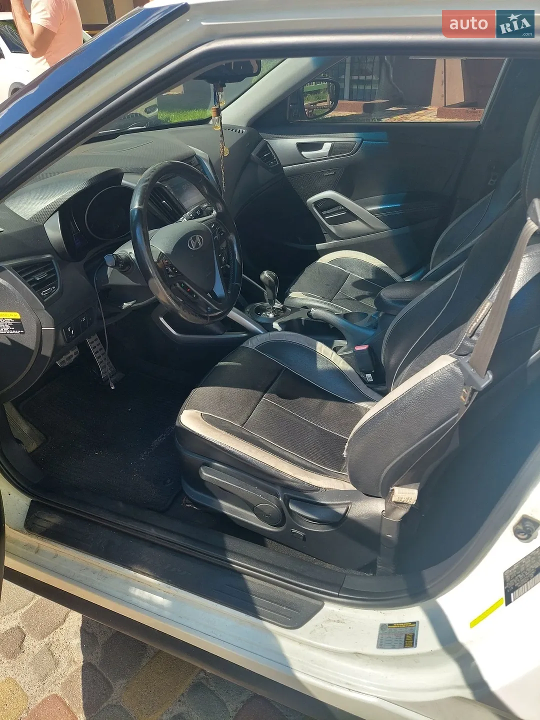 2015 Hyundai Veloster - мініатюра 12