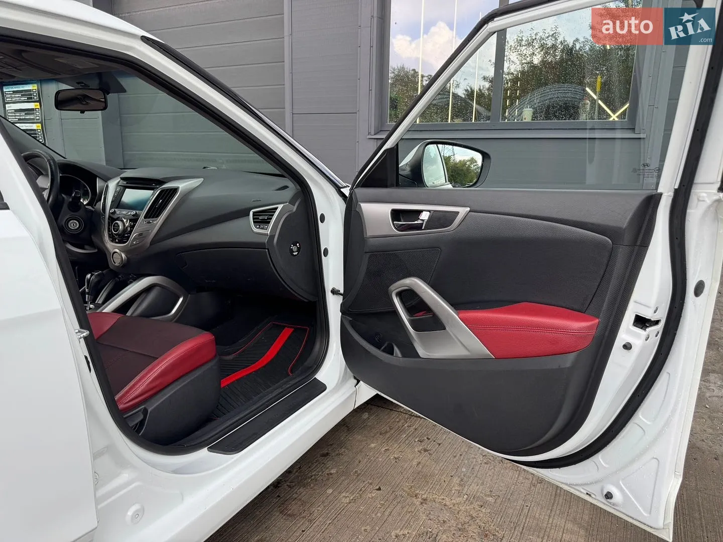 2013 Hyundai Veloster - мініатюра 25