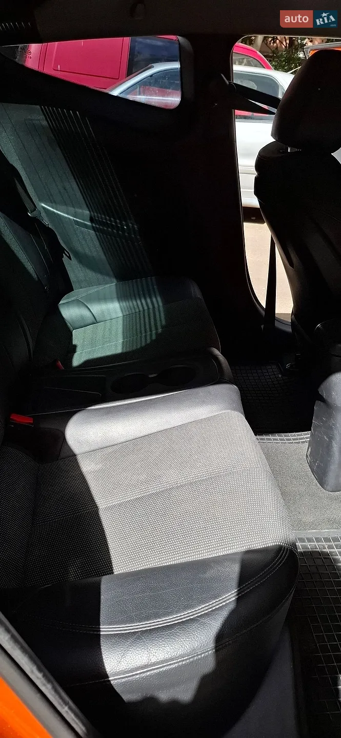 2013 Hyundai Veloster - мініатюра 16