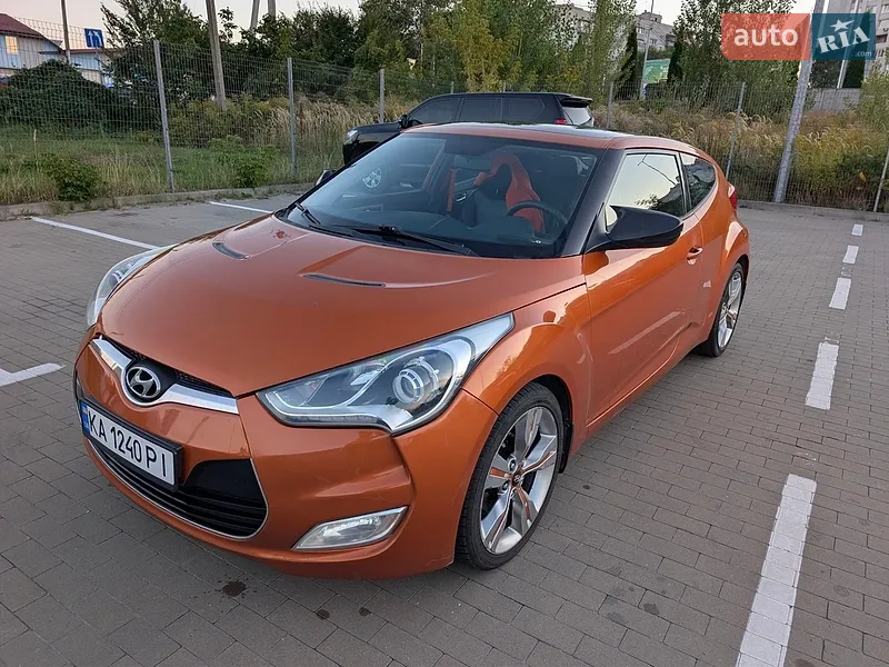 Hyundai Veloster 2011