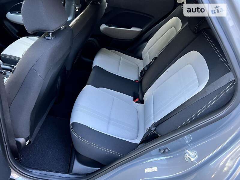 Позашляховик / Кросовер Hyundai Venue 2020 в Кривому Розі