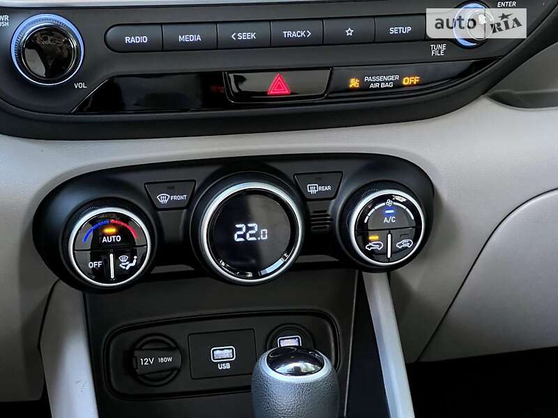 Позашляховик / Кросовер Hyundai Venue 2020 в Кривому Розі