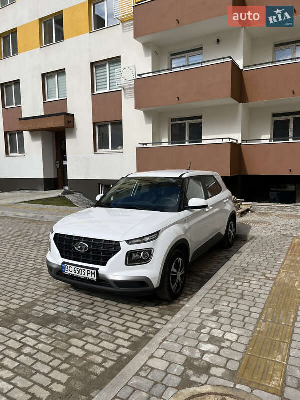 Позашляховик / Кросовер Hyundai Venue 2022 в Львові
