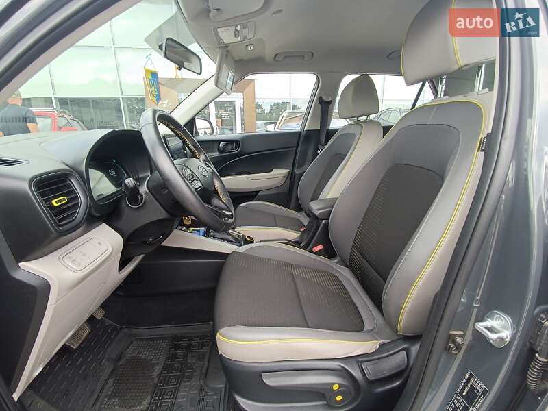 Позашляховик / Кросовер Hyundai Venue 2023 в Полтаві