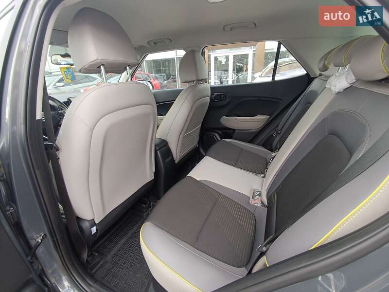 Позашляховик / Кросовер Hyundai Venue 2023 в Полтаві