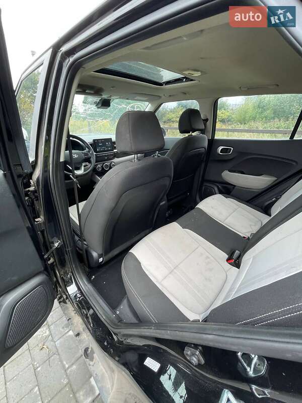 Внедорожник / Кроссовер Hyundai Venue 2022 в Львове фото 19 Внедорожник / Кроссовер Hyundai Venue 2022 в Львове