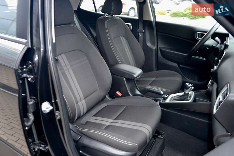 Внедорожник / Кроссовер Hyundai Venue 2023 в Хмельницком фото 145 Внедорожник / Кроссовер Hyundai Venue 2023 в Хмельницком