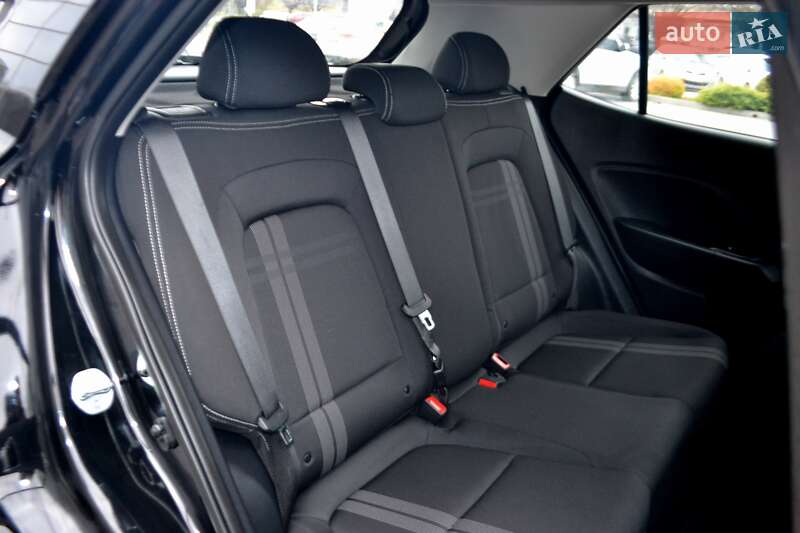 Внедорожник / Кроссовер Hyundai Venue 2023 в Хмельницком фото 45 Внедорожник / Кроссовер Hyundai Venue 2023 в Хмельницком