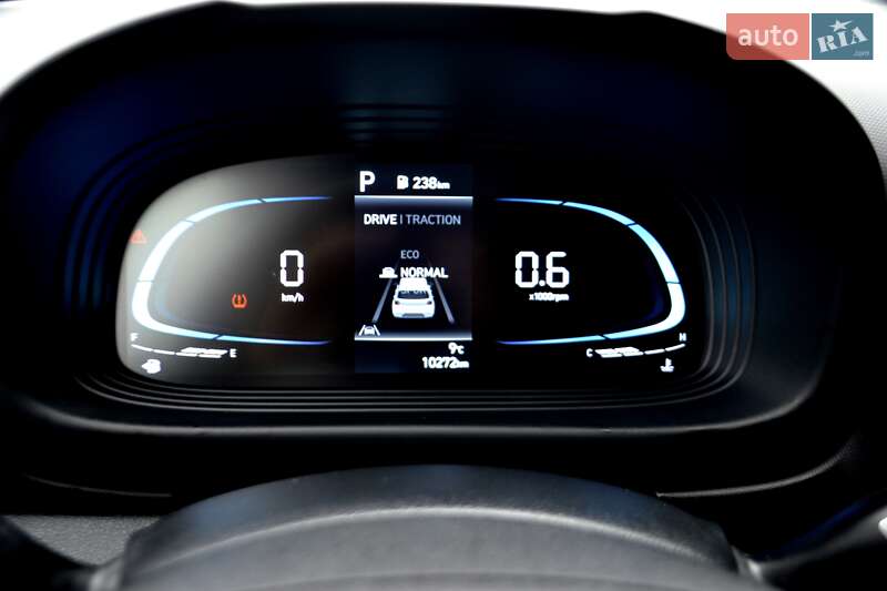 Внедорожник / Кроссовер Hyundai Venue 2023 в Хмельницком фото 26 Внедорожник / Кроссовер Hyundai Venue 2023 в Хмельницком