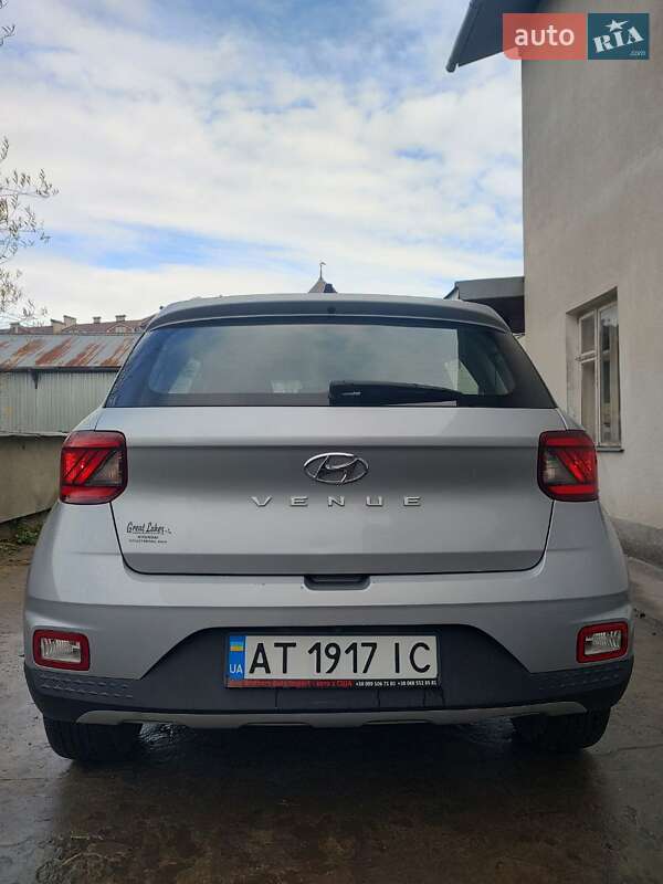 Внедорожник / Кроссовер Hyundai Venue 2021 в Ивано-Франковске
