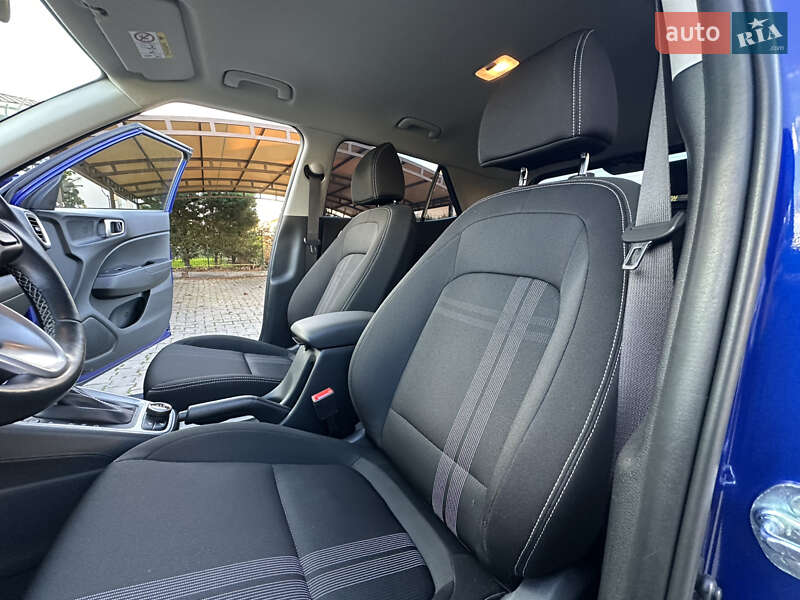 Внедорожник / Кроссовер Hyundai Venue 2024 в Одессе