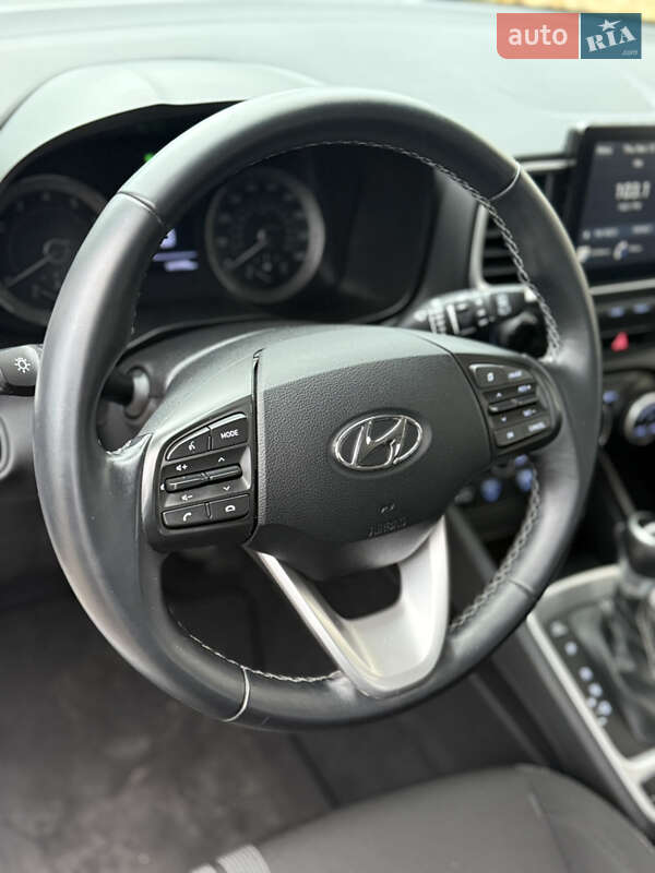 Внедорожник / Кроссовер Hyundai Venue 2020 в Киеве