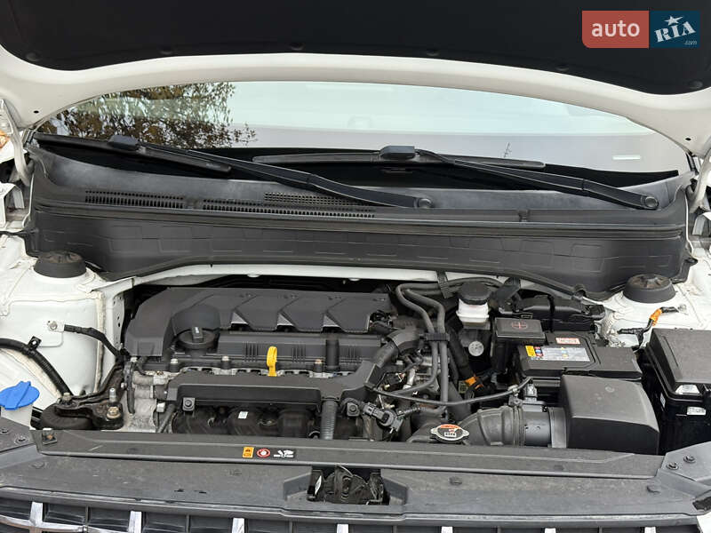 Внедорожник / Кроссовер Hyundai Venue 2020 в Киеве