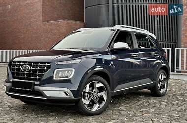 Позашляховик / Кросовер Hyundai Venue 2023 в Дніпрі