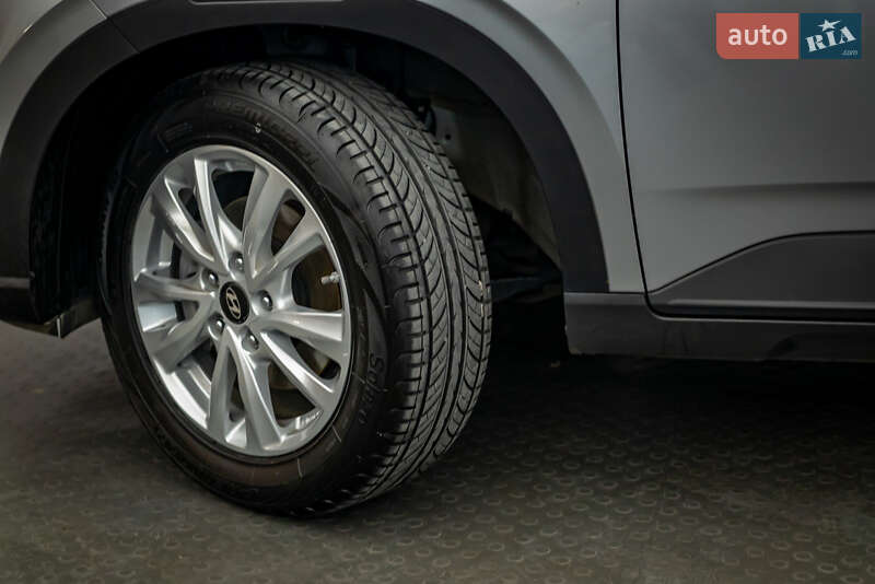 Позашляховик / Кросовер Hyundai Venue 2023 в Києві фото 8 Позашляховик / Кросовер Hyundai Venue 2023 в Києві