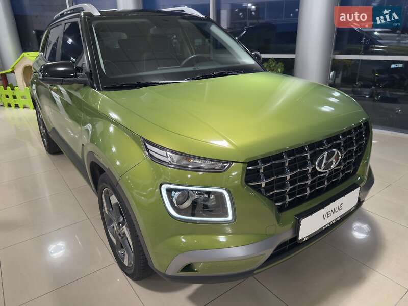 Внедорожник / Кроссовер Hyundai Venue 2022 в Ровно