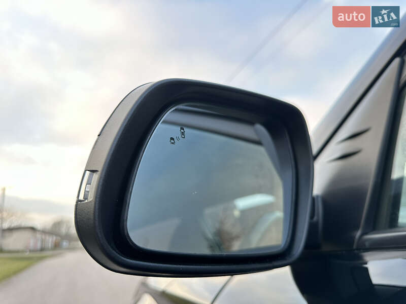 Внедорожник / Кроссовер Hyundai Venue 2021 в Бродах фото 49 Внедорожник / Кроссовер Hyundai Venue 2021 в Бродах