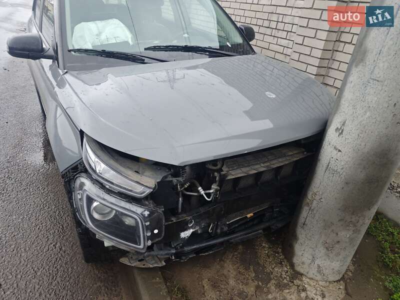 Позашляховик / Кросовер Hyundai Venue 2021 в Дніпрі