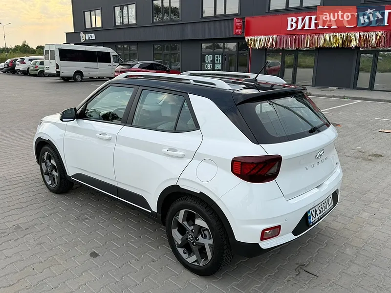 Hyundai Venue 2023 VIN KMHRC812BPU284072 фото оголошення 3 з 49