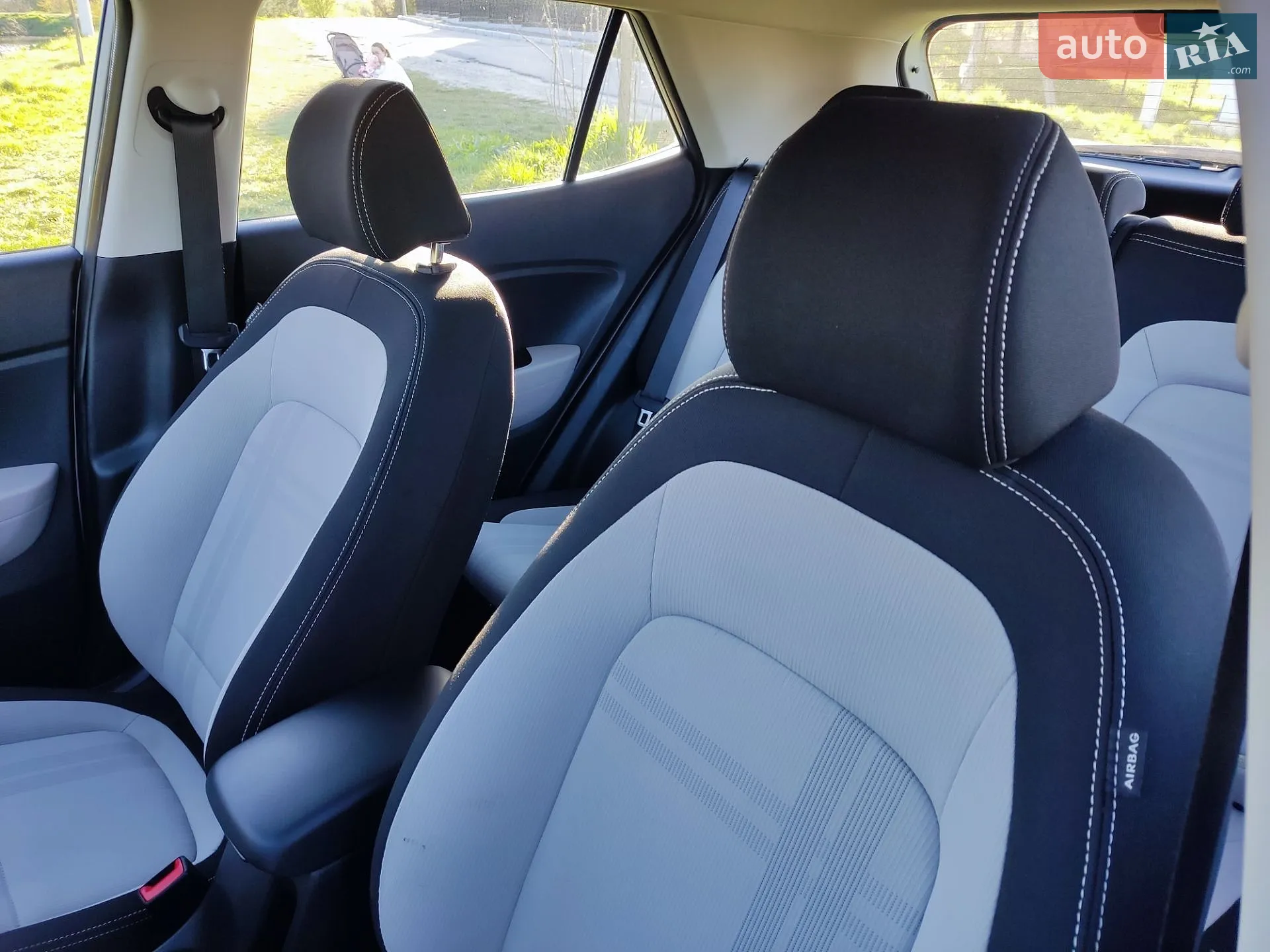 2021 Hyundai Venue - мініатюра 8