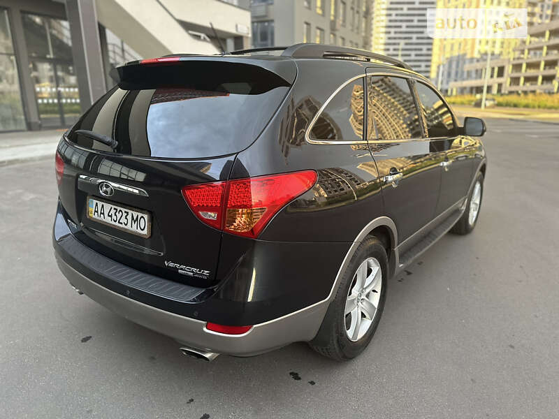Позашляховик / Кросовер Hyundai Veracruz 2008 в Києві