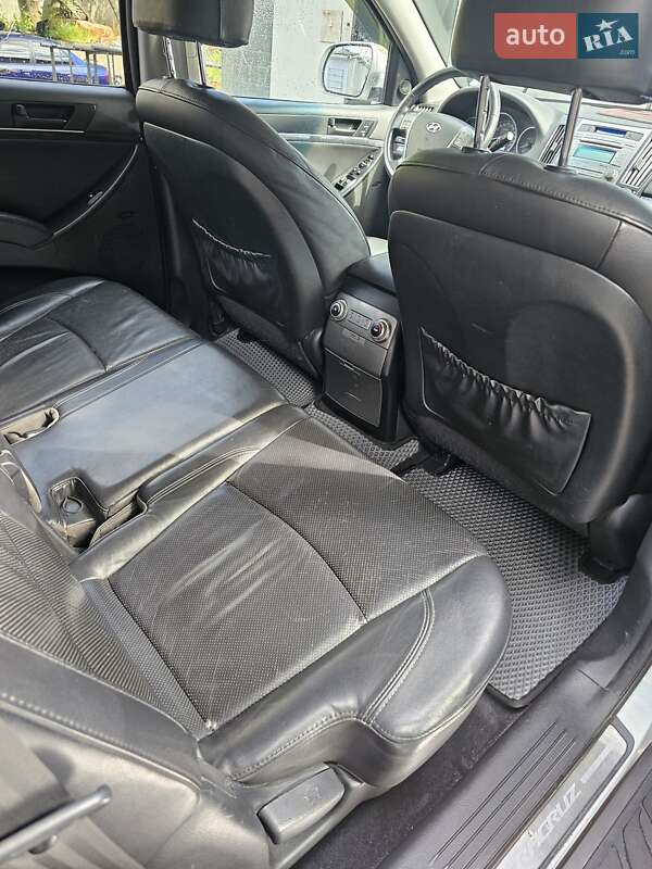 Позашляховик / Кросовер Hyundai Veracruz 2008 в Одесі
