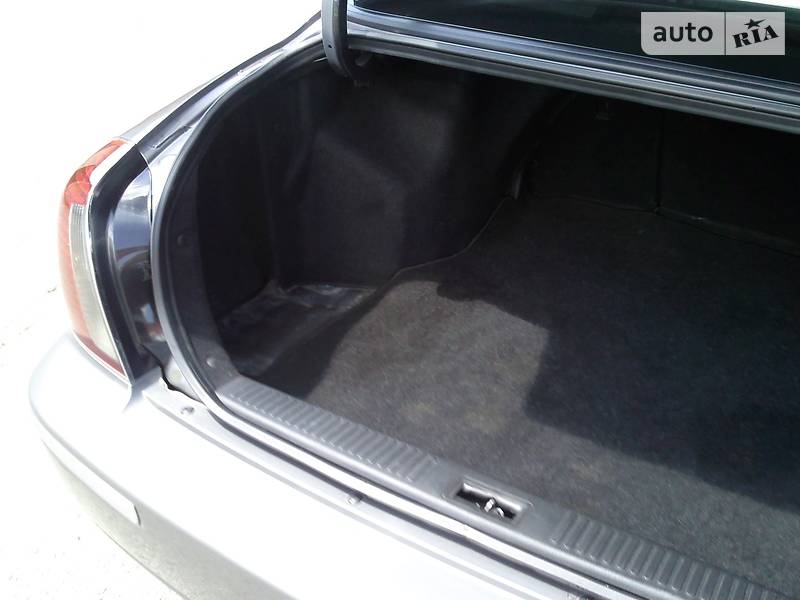 Седан Hyundai XG 2003 в Чернівцях