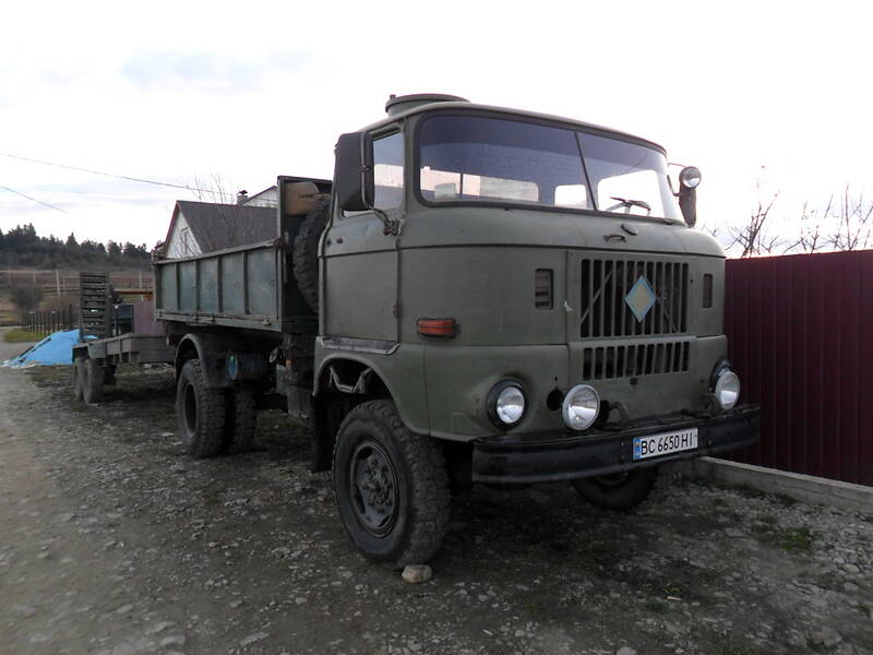 Самоскид IFA (ІФА) W50 1982 в Старому Самборі