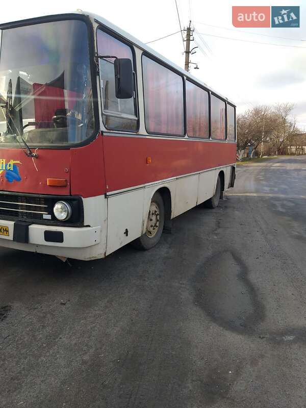 Пригородный автобус Ikarus 211 1988 в Староконстантинове