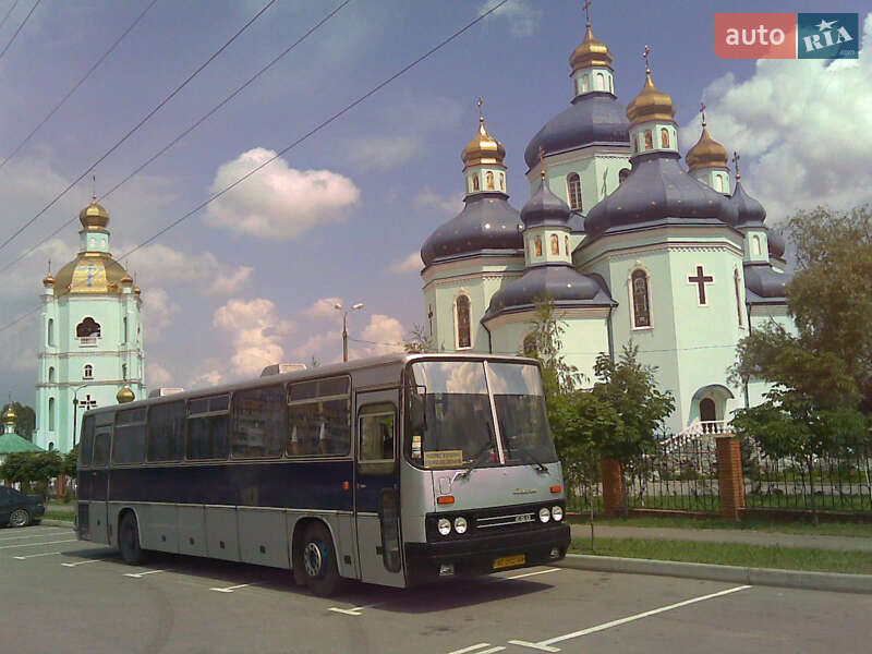 Туристичний / Міжміський автобус Ikarus 250 1989 в Кривому Розі