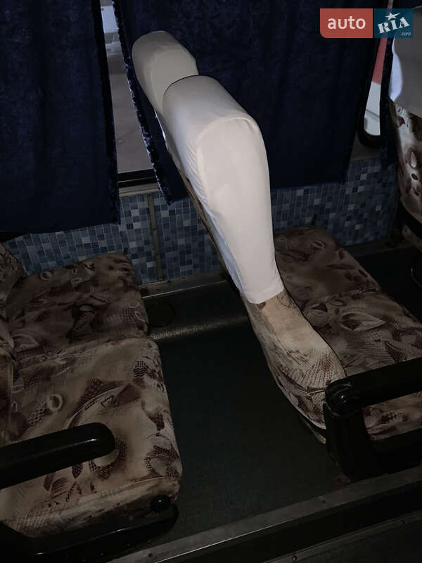 Туристический / Междугородний автобус Ikarus 250 1989 в Кривом Роге фото 18 Туристический / Междугородний автобус Ikarus 250 1989 в Кривом Роге
