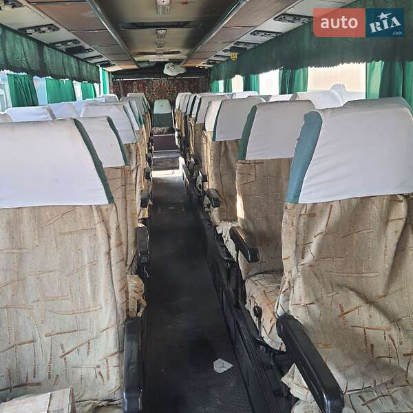 Туристический / Междугородний автобус Ikarus 256 1990 в Полтаве