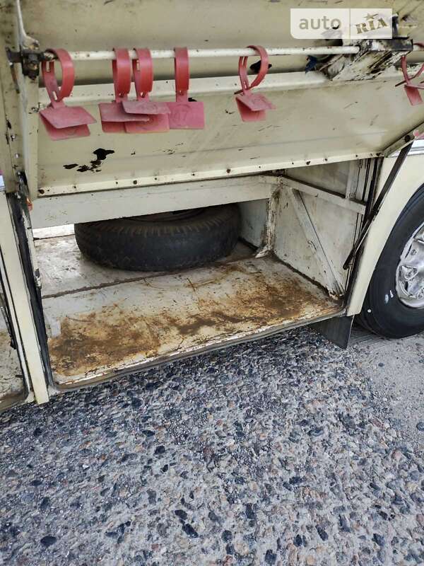 Пригородный автобус Ikarus 256 1986 в Николаеве фото 9 Пригородный автобус Ikarus 256 1986 в Николаеве
