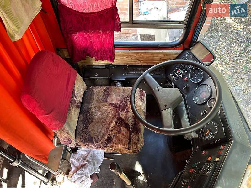 Туристичний / Міжміський автобус Ikarus 256 1987 в Градизьку