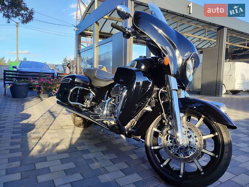 Мотоцикл Круизер Indian Roadmaster 2020 в Лубнах