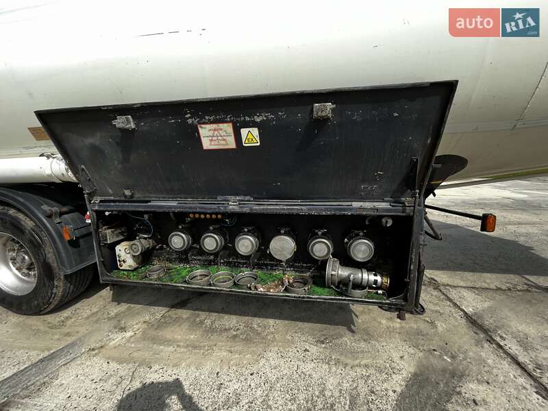 Цистерна полуприцеп Indox SC-3 2002 в Львове