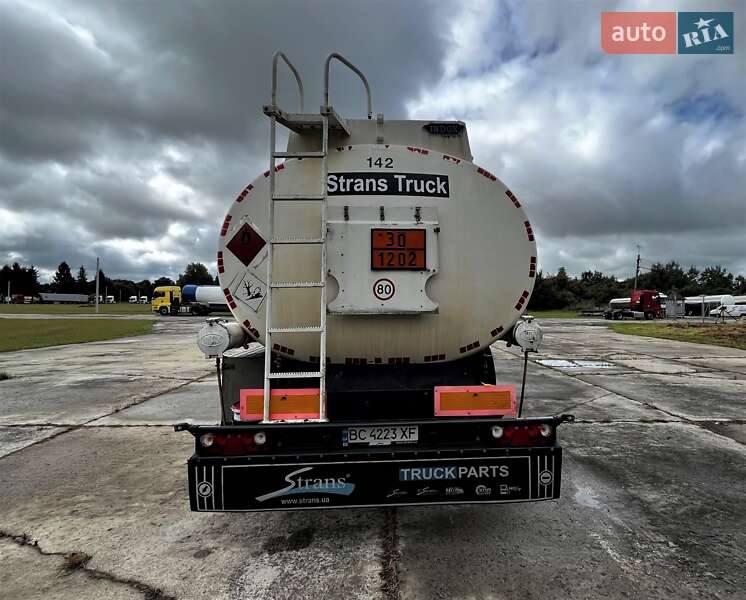 Цистерна полуприцеп Indox SC-3 2002 в Львове