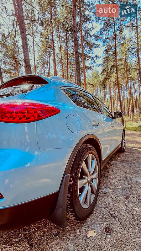 Позашляховик / Кросовер Infiniti EX 25 2011 в Києві