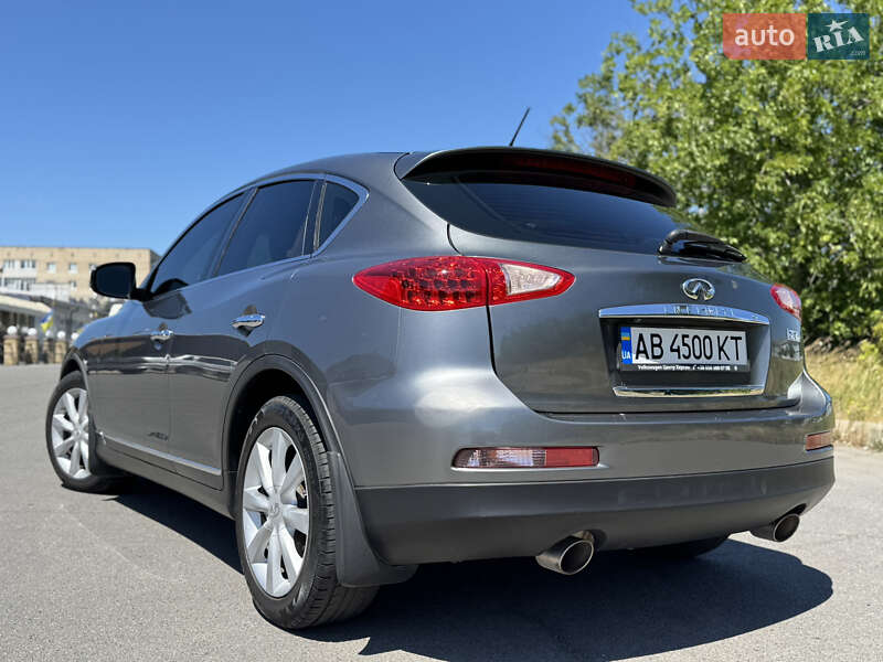 Позашляховик / Кросовер Infiniti EX 35 2011 в Тульчині