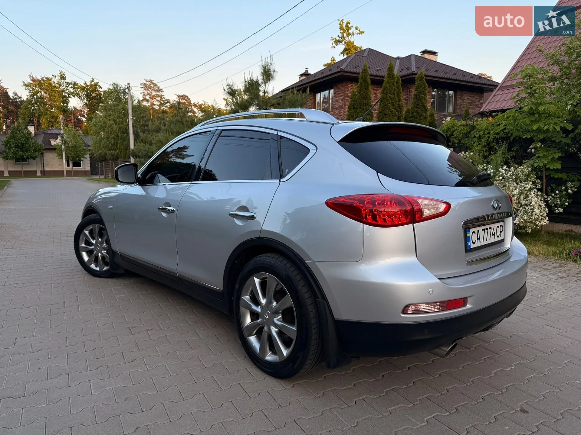 2010 Infiniti EX - мініатюра 3