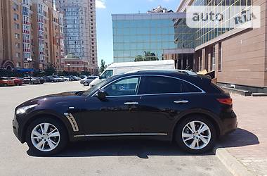 Внедорожник / Кроссовер Infiniti FX 30 2012 в Киеве