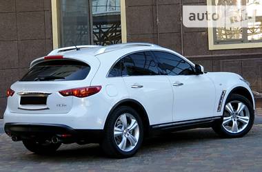 Внедорожник / Кроссовер Infiniti FX 30 2011 в Одессе