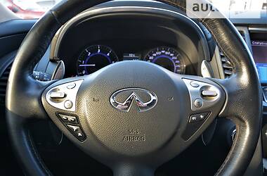 Внедорожник / Кроссовер Infiniti FX 30 2013 в Киеве