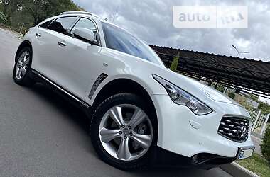 Внедорожник / Кроссовер Infiniti FX 30 2011 в 