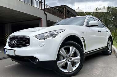 Внедорожник / Кроссовер Infiniti FX 30 2011 в 