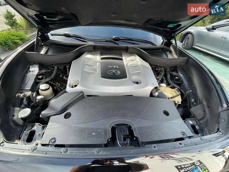 Внедорожник / Кроссовер Infiniti FX 30 2011 в Одессе