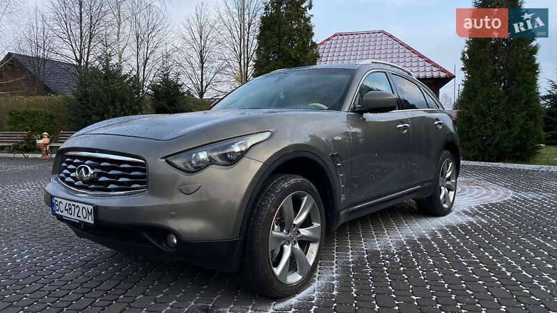 Внедорожник / Кроссовер Infiniti FX 30 2011 в Шептицькому